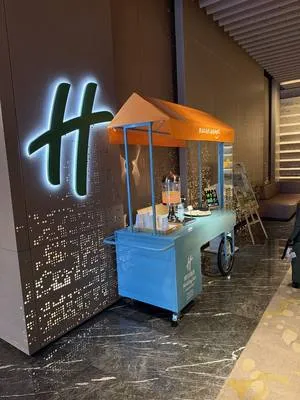 guest photo
