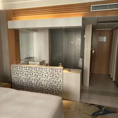 guest photo