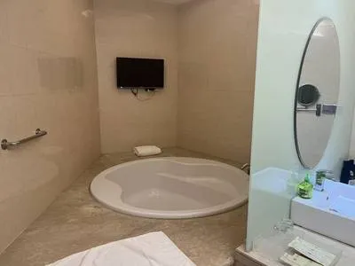 guest photo