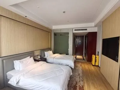 guest photo