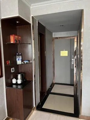 guest photo