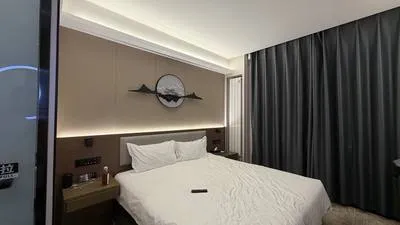 guest photo