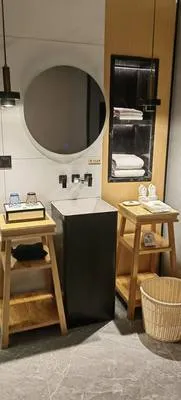 guest photo