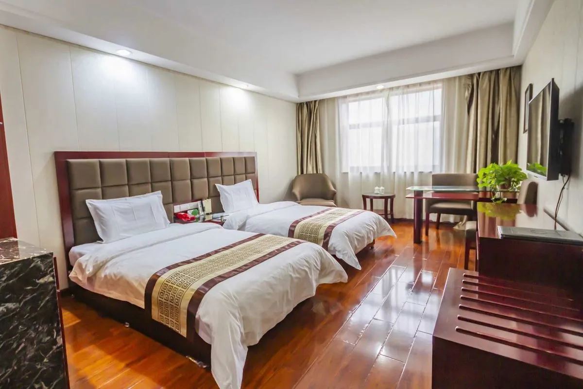 Chunhua Ganquan Gong Grand Hotel