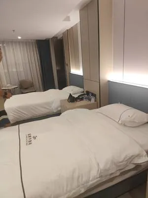 guest photo