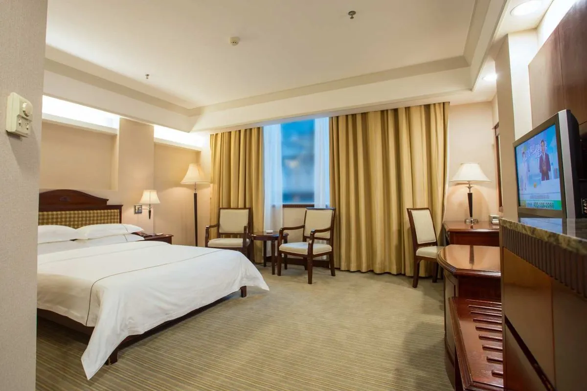 Zhonghua Hotel