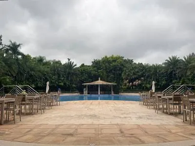 guest photo