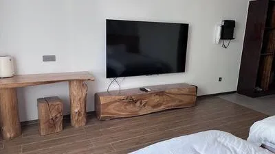 guest photo