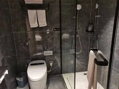 guest photo
