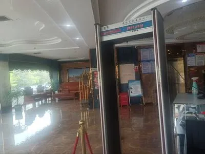 guest photo