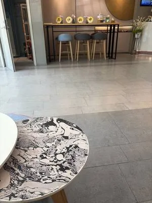 guest photo