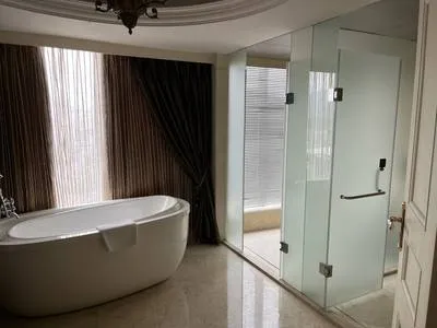 guest photo