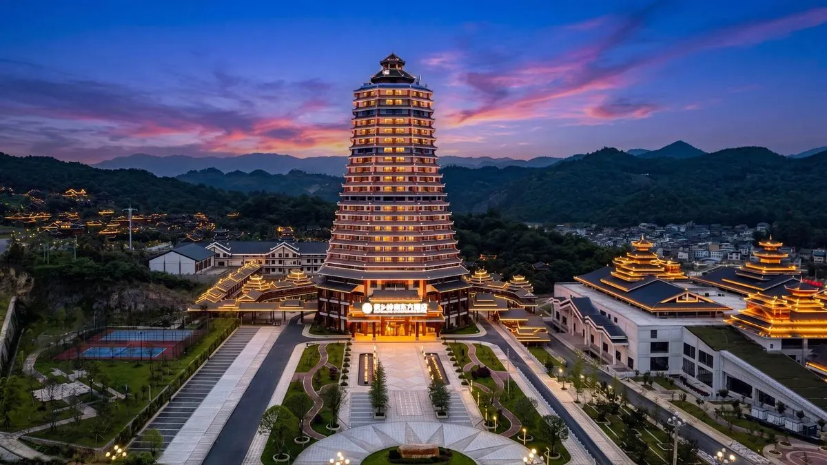 Lingnandongfang Hotel