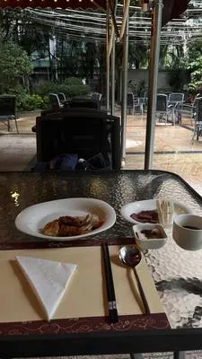 guest photo