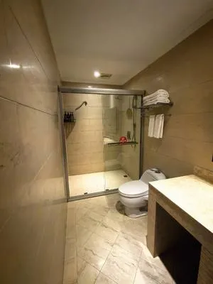 guest photo