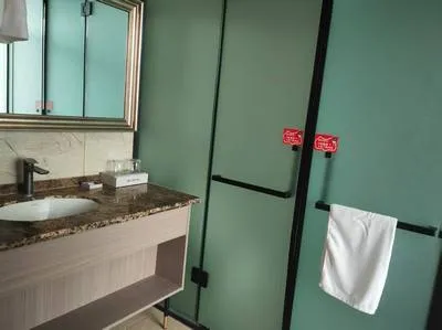 guest photo