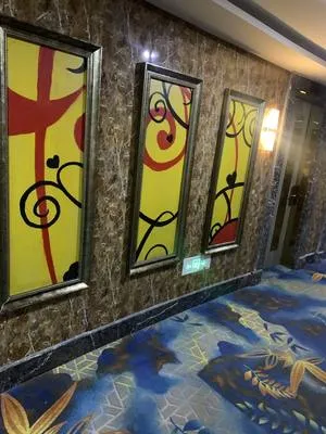 guest photo