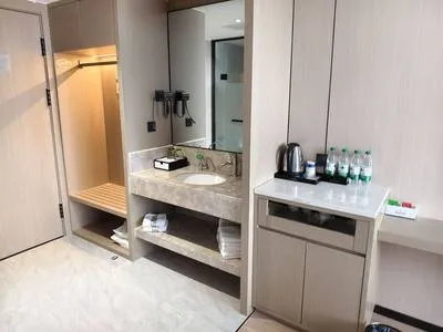 guest photo