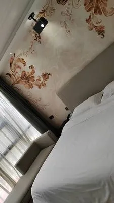 guest photo