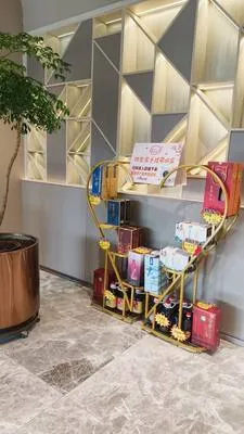 guest photo