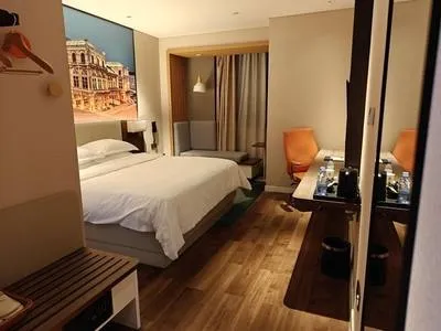guest photo