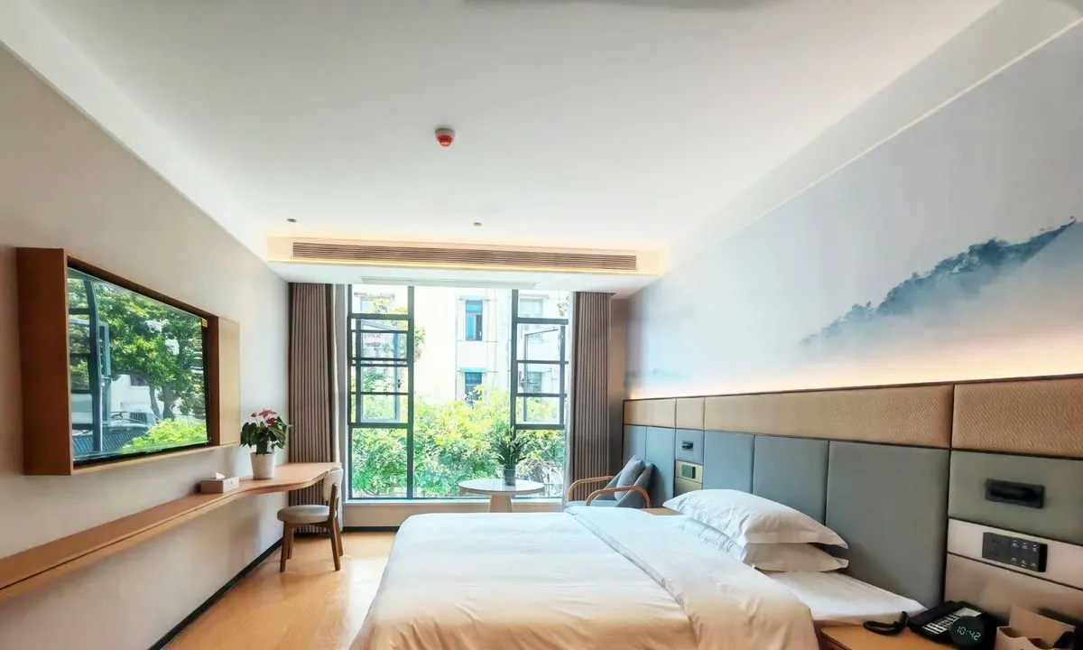 Taihe Jinghu Hotel