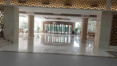 guest photo