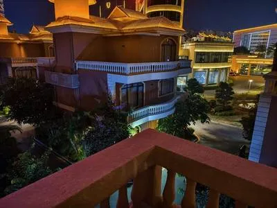 guest photo