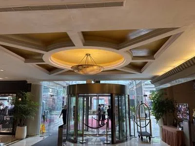 guest photo