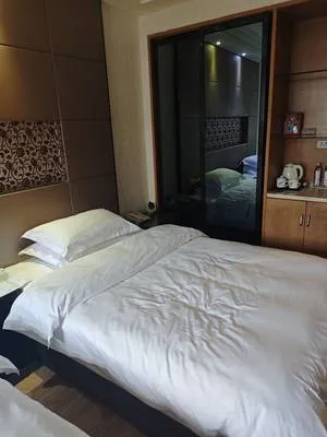 guest photo