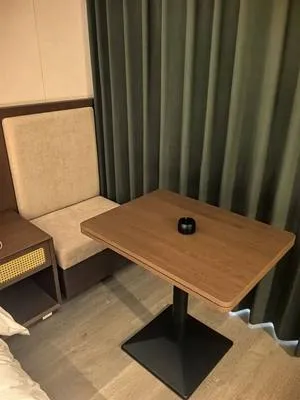 guest photo