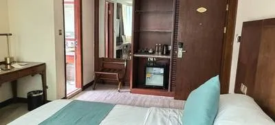 guest photo