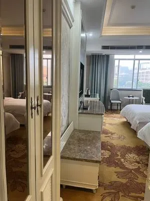 guest photo