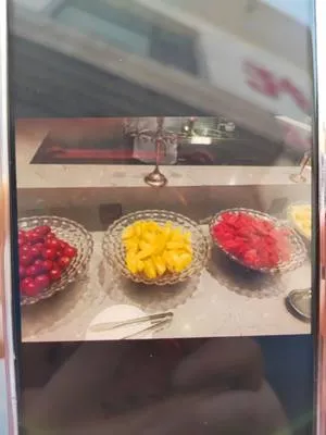 guest photo