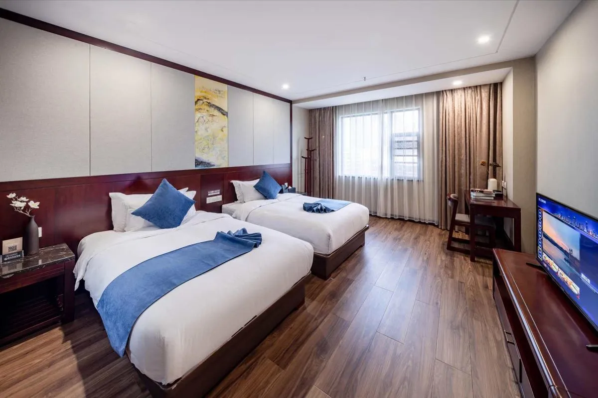 Danjiangkou Hanshui Shanju Hotel