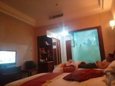 guest photo