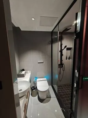 guest photo