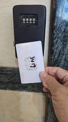 guest photo