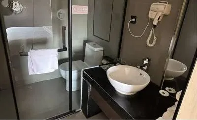 guest photo