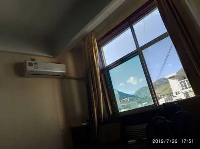 guest photo