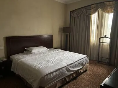 guest photo