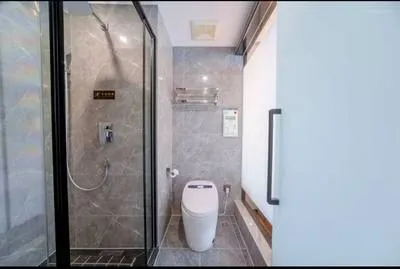 guest photo