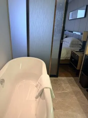 guest photo