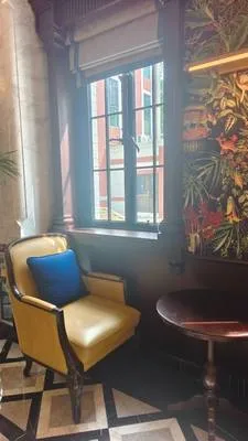 guest photo