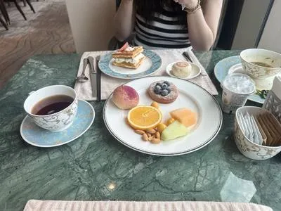 guest photo