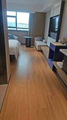 guest photo