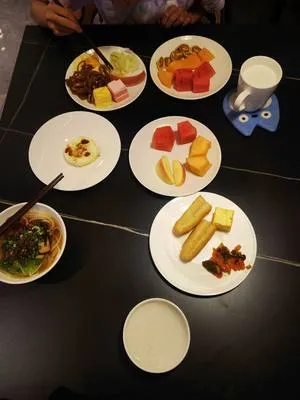 guest photo