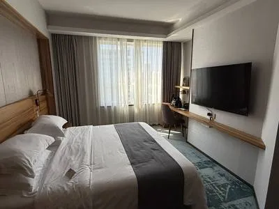 guest photo