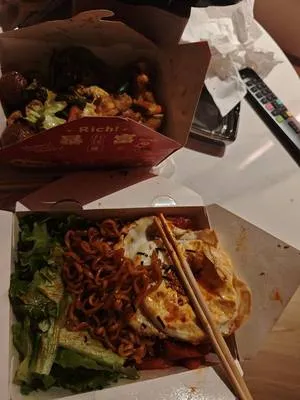 guest photo