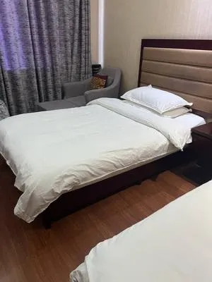 guest photo